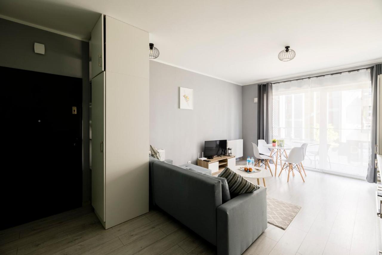 Apartamenty Stare Zoo Zajezdnia Poznan Exterior photo